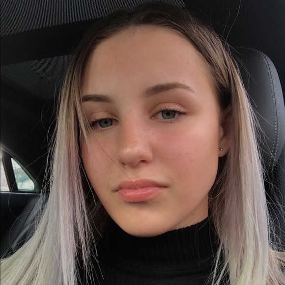 Meet your Posher, Milana - Picture 3 of 5